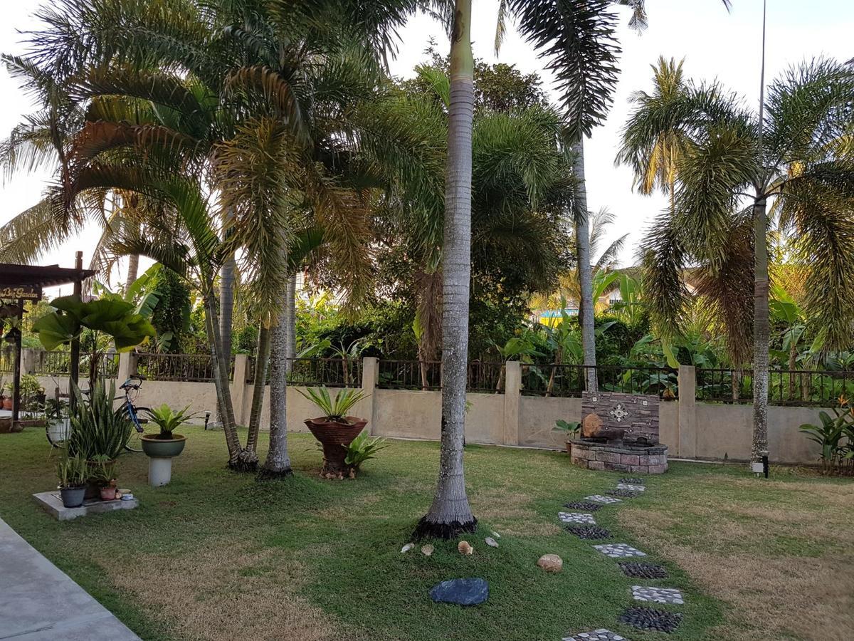 Big Garden Homestay Pantai Remis Eksteriør bilde