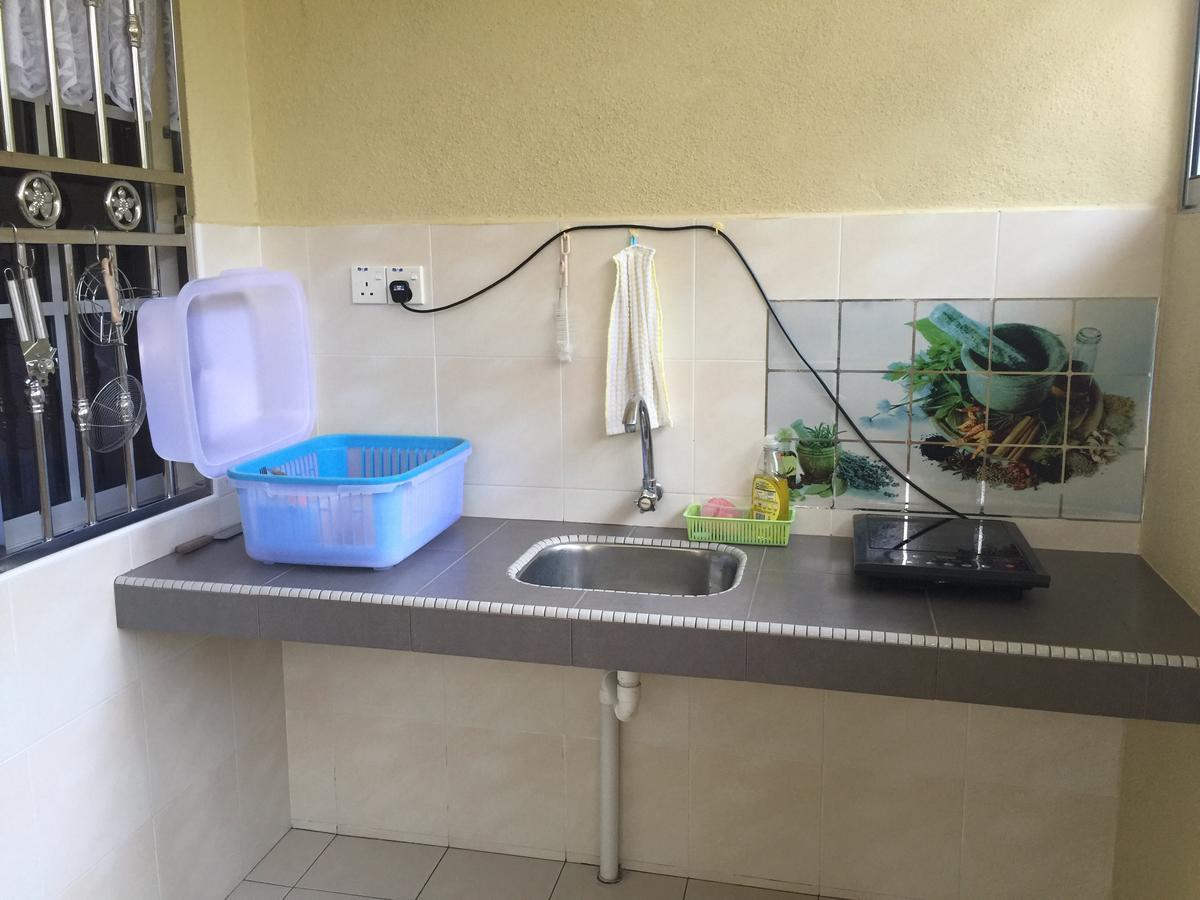 Big Garden Homestay Pantai Remis Eksteriør bilde